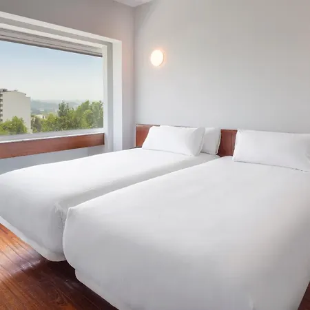Hotell E