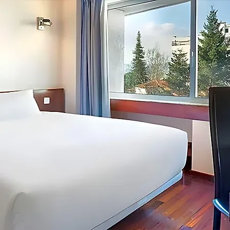 E Hotell